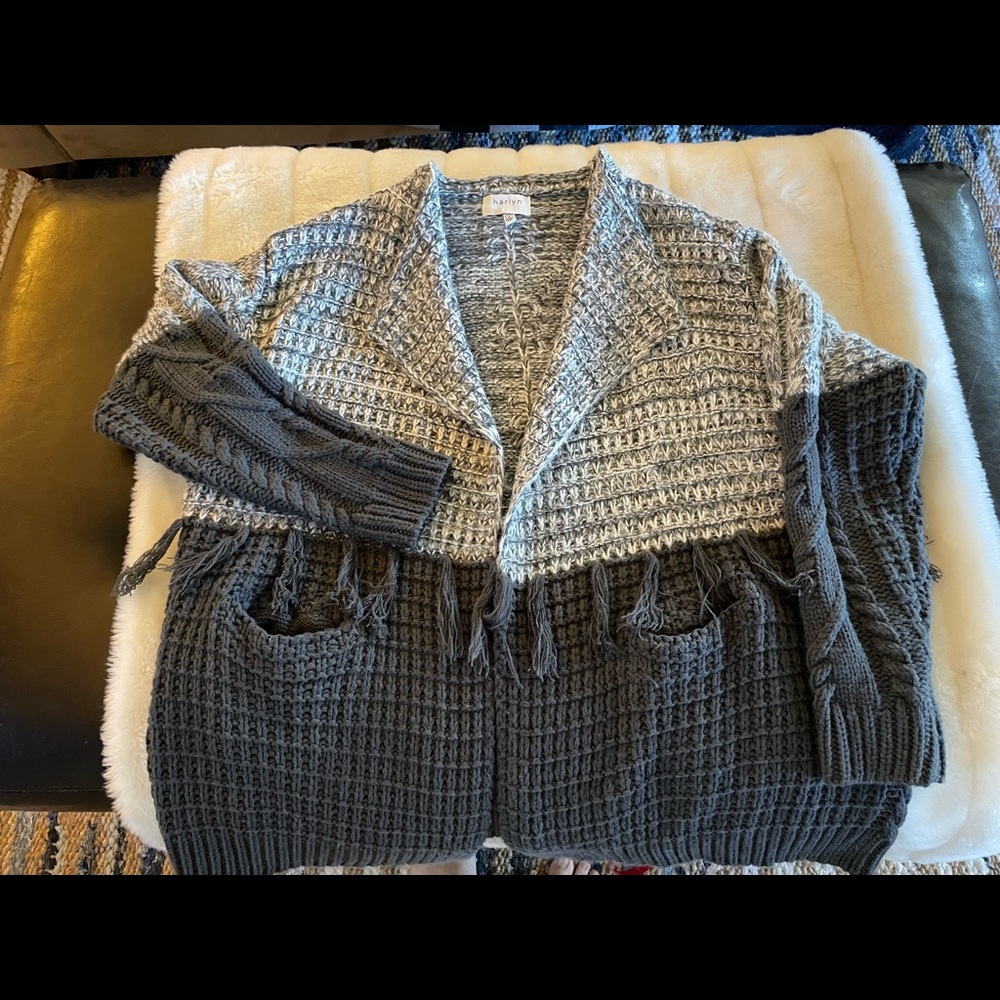 Anthro Harlyn Cardi | EUC |
